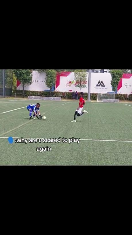 惡劣！這孩子可以終身禁止踢足球了